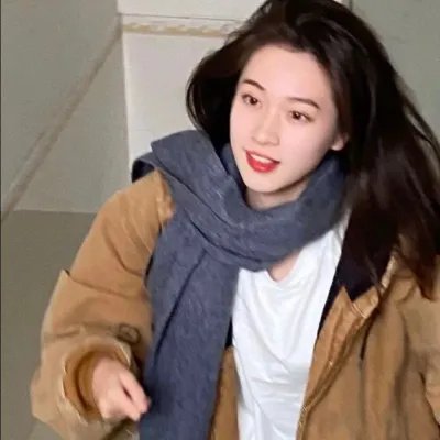 危机密布海报