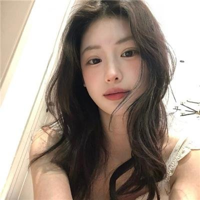 堆积情感海报
